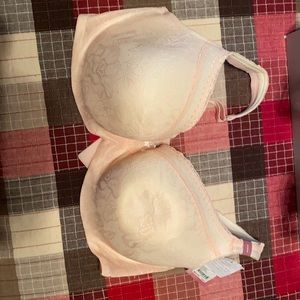 Brand new Pink 42DD Bra Cacique